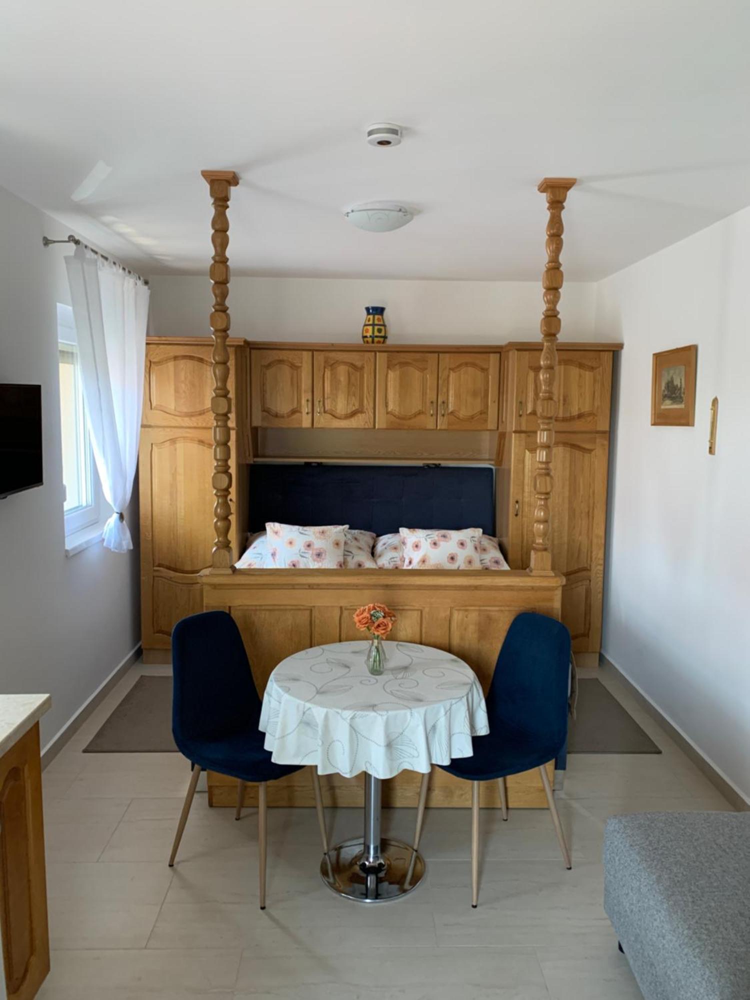 זלקרוס Dodi Apartman מראה חיצוני תמונה
